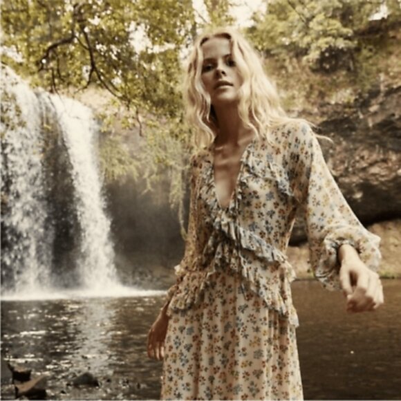 Doen Saffron Silk Dress in Bouquet size small - Picture 5 of 9